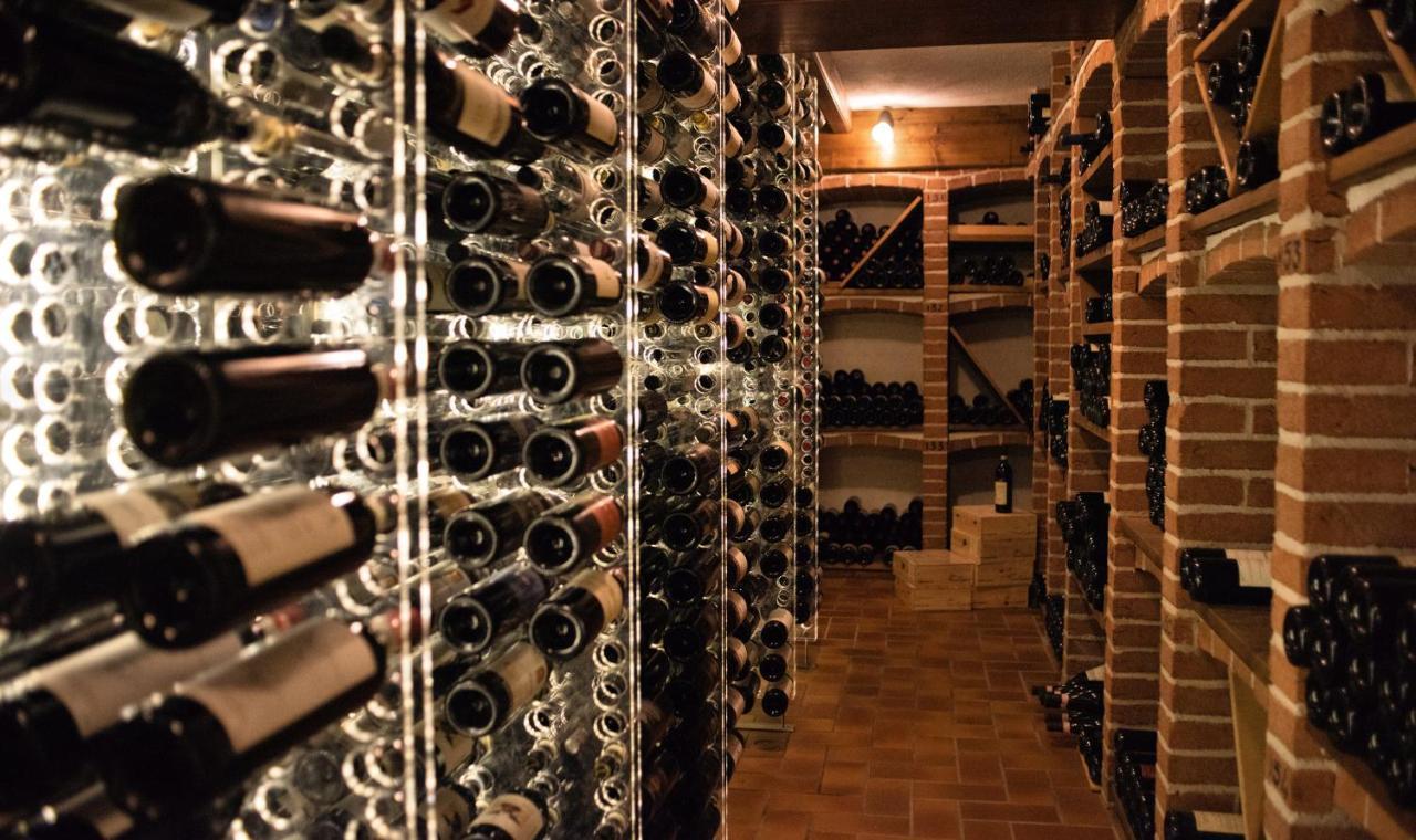 Felicin - Ristorante Albergo "Dimora Storica" 蒙福特达尔巴 外观 照片